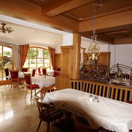 Garni Obermair מלון 3*
