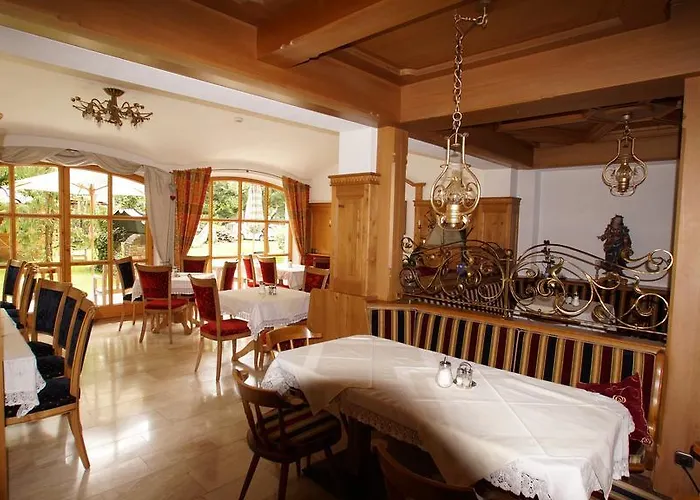 Garni Obermair Hotel 3*