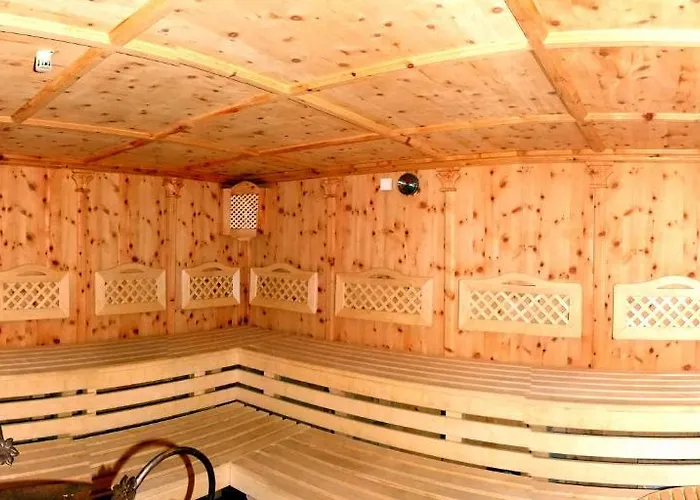 מלון Garni Obermair 3*