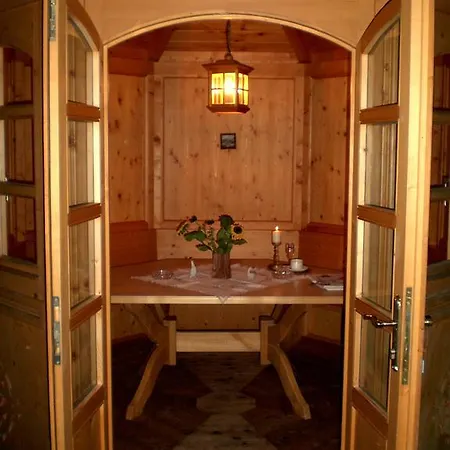 Hotel Garni Obermair 3*