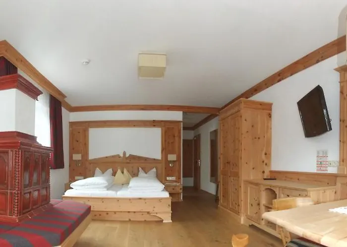 Garni Obermair מלון