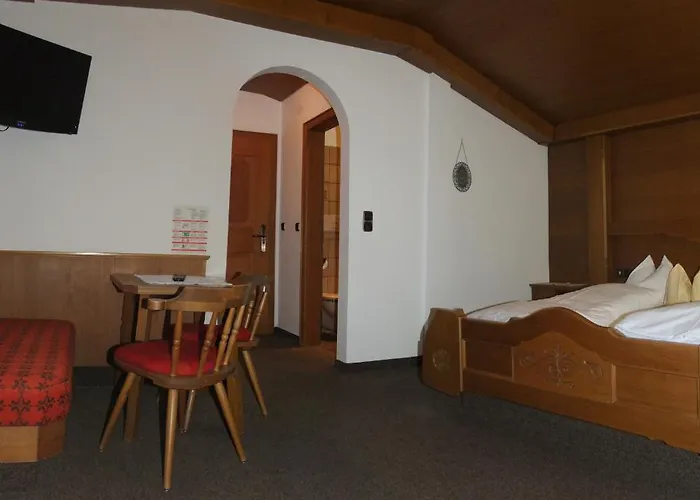 Garni Obermair מאיירהופן